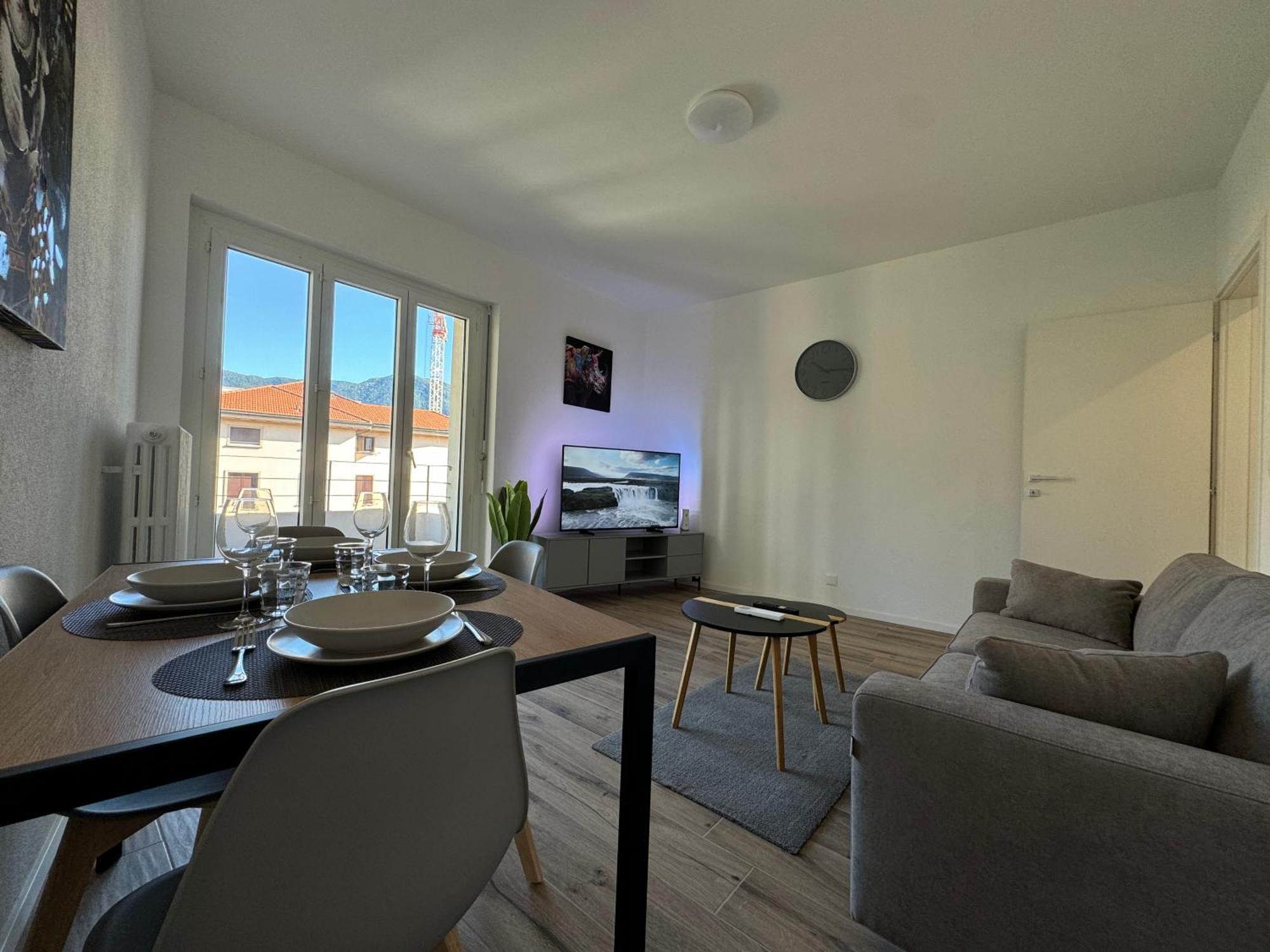 Deluxe Central Apartment - Free Parking Lugano Eksteriør billede